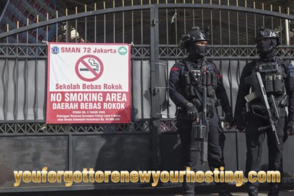 Densus 88 telusuri kaitan pelaku ledakan SMAN 72 dengan jaringan teror