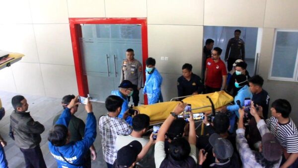 Ibu Tiri Bantah Aniaya Anak, Sebut Kematian Akibat Leukemia