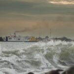 Peringatan Dini Angin Kencang di Perairan Jakarta dan Kepulauan Seribu