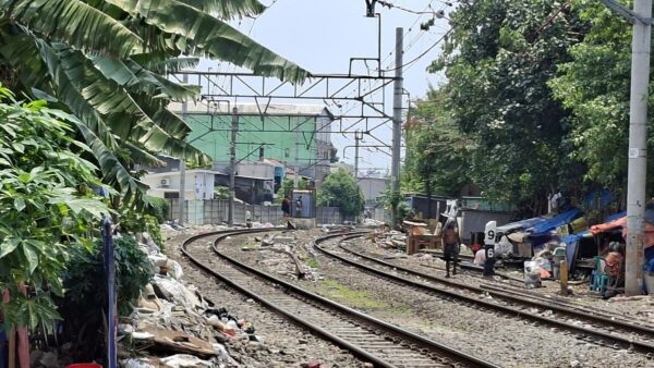 Hunian Layak untuk Warga Bantaran Rel Senen Segera Dibangun